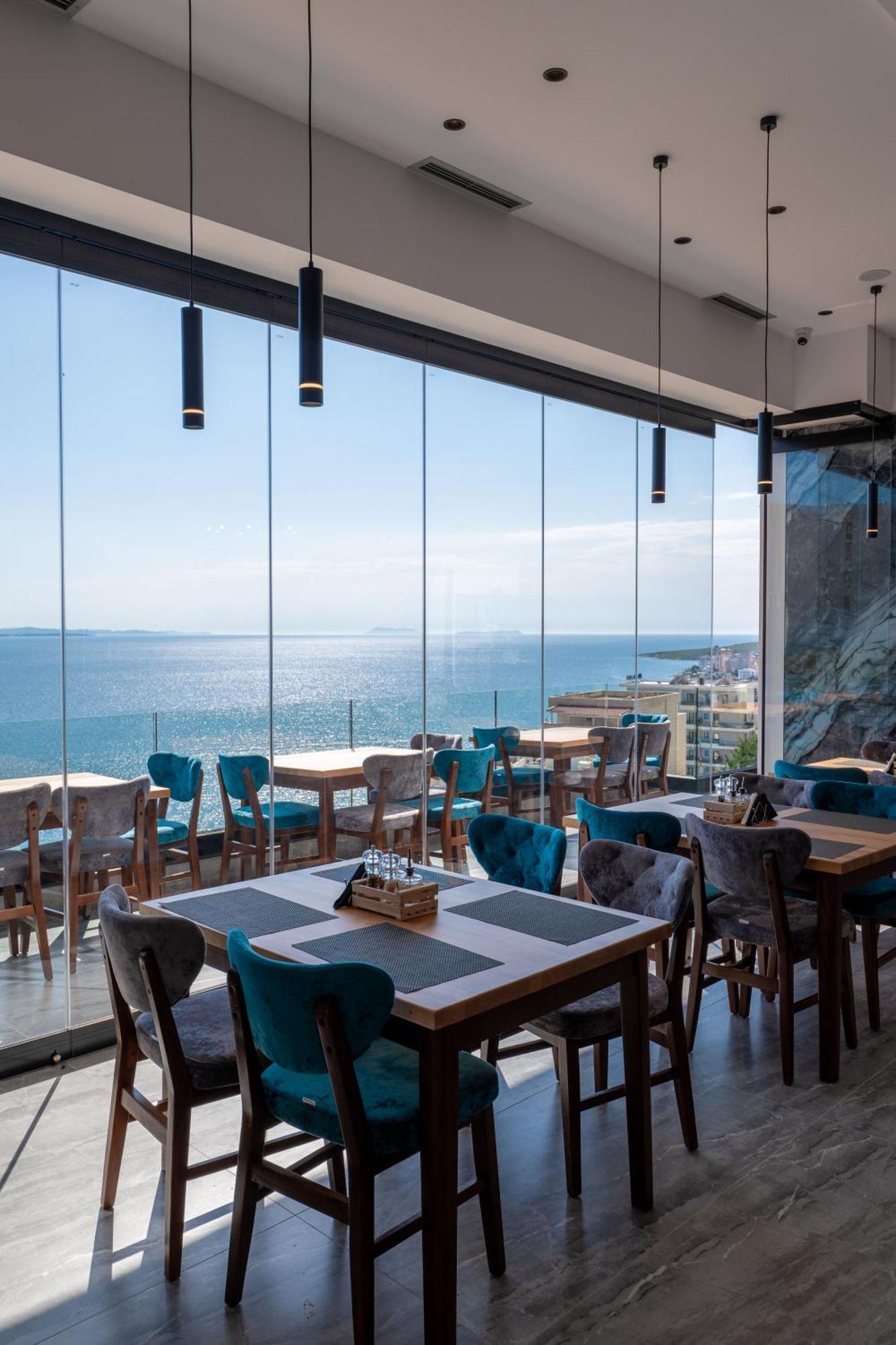Litan Hotel Sarandë 외부 사진